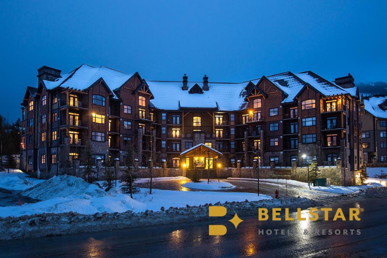 Glacier Mountaineer Lodge Голден Экстерьер фото