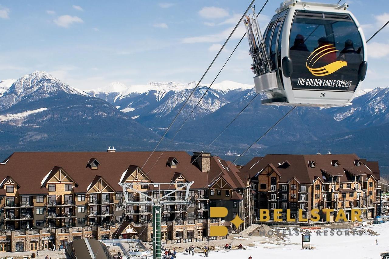 Glacier Mountaineer Lodge Голден Экстерьер фото